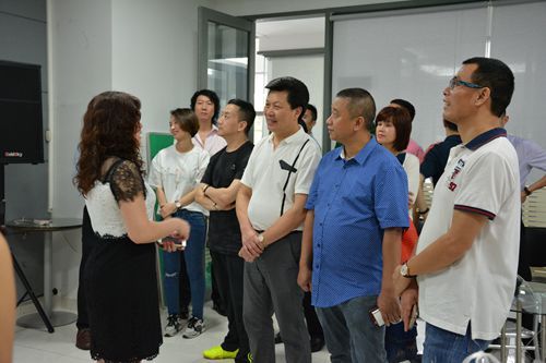参观金日铝业有限公司_副本.jpg