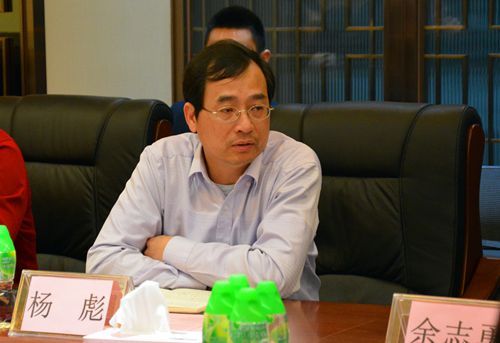 市侨联副主席杨彪讲话.jpg