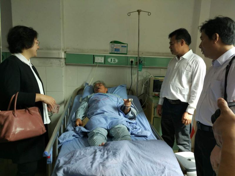 慰问困难归侨王城.jpg