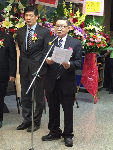 澳门缅华笔友会员大会主席黄铨昌致词_副本.jpg
