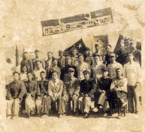 1950年在中山农校合影.jpg