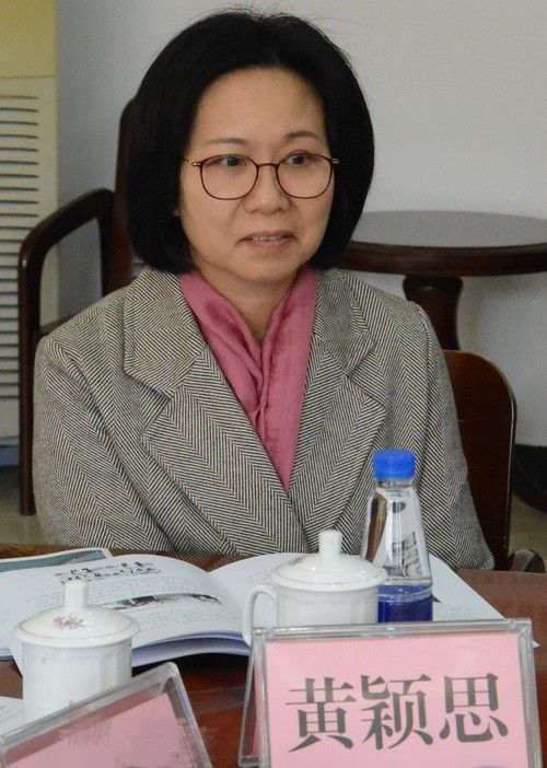 黄颖思_调整大小.jpg