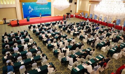 2021年“雁南归”侨菁代表供需见面会现场_调整大小.jpg